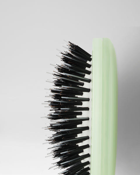 The Mini Brush No 001