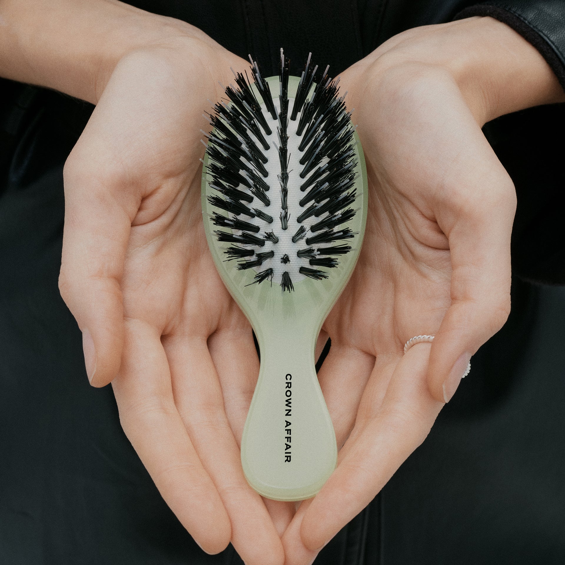 The Mini Brush No 001