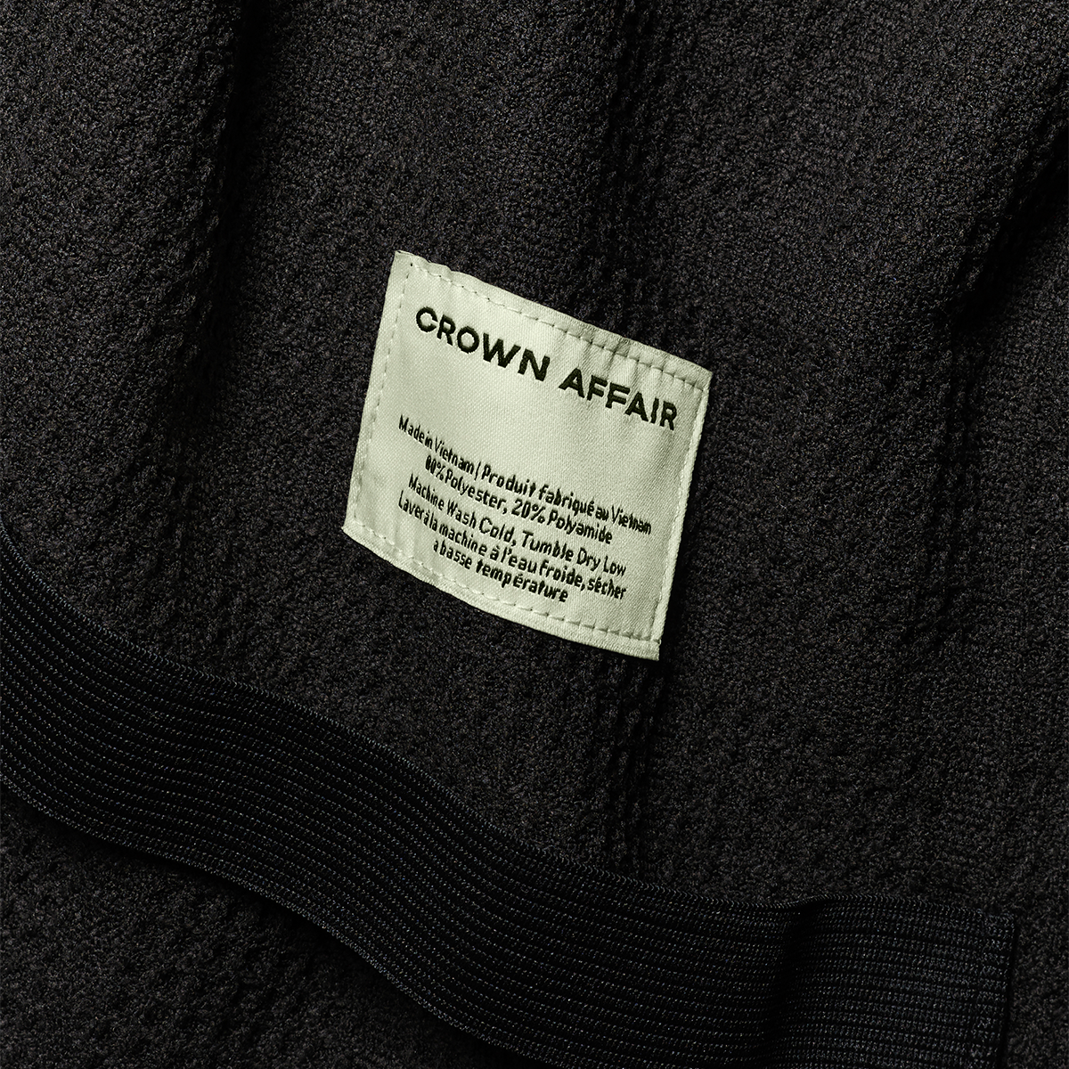 black towel | image normal alt tag